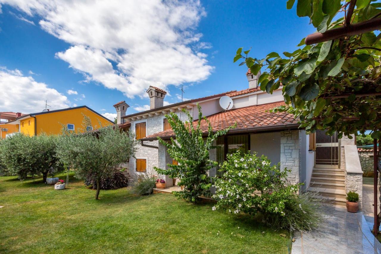 Ferienwohnung Lily Medulin Exterior foto
