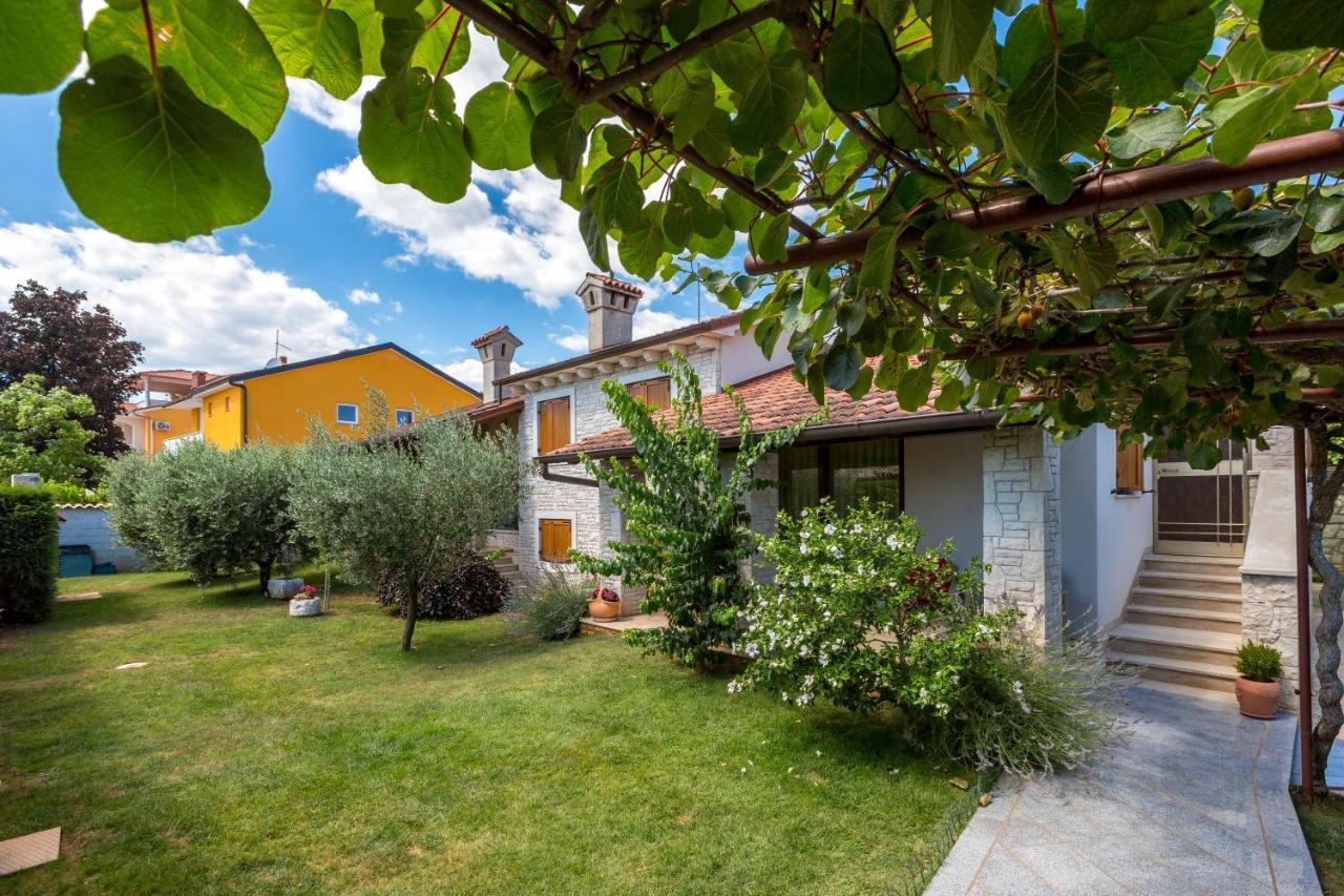 Ferienwohnung Lily Medulin Exterior foto
